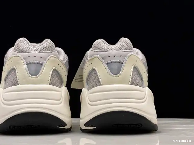 Yeezy Static V2 EF2829 Adidas Boost 700 0606